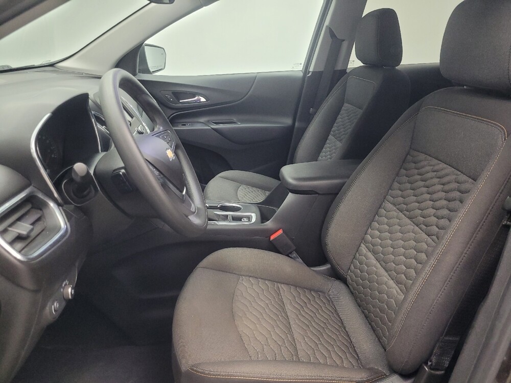 2020 Chevrolet Equinox in Mishawaka, IN 46545 - 18125453 17