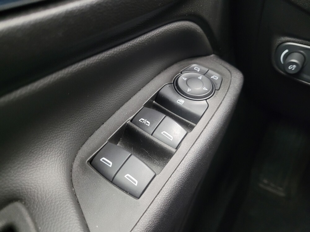 2021 Chevrolet Equinox in Ft Wayne, IN 46805 - 18125454 27