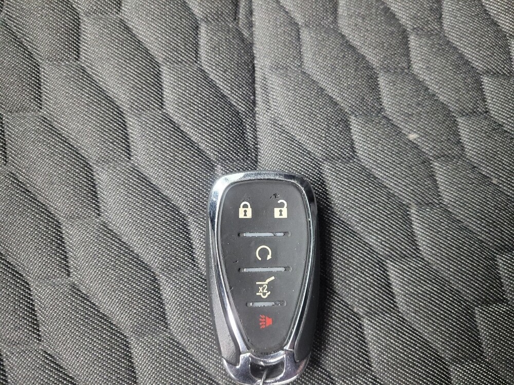 2021 Chevrolet Equinox in Ft Wayne, IN 46805 - 18125454 32