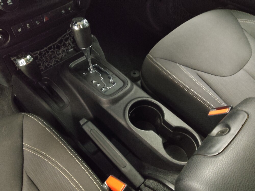 2016 Jeep Wrangler in Mishawaka, IN 46545 - 18125457 26