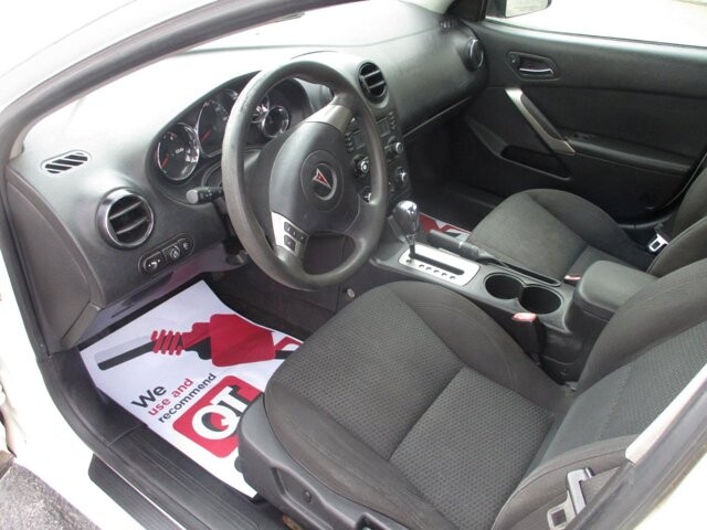 2006 Pontiac G6 in Oak Grove, MO 64075 - 18125459 9