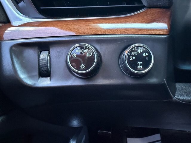 2016 Cadillac Escalade in Knoxville, TN 37920 - 18125460 26