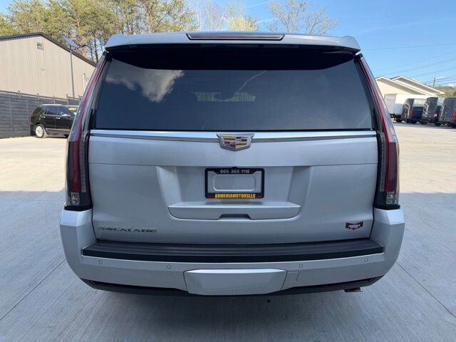 2016 Cadillac Escalade in Knoxville, TN 37920 - 18125460 3