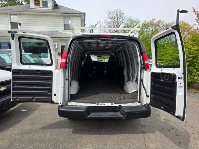 2019 Chevrolet Express 2500 in Blauvelt, NY 10913 - 18125475 27