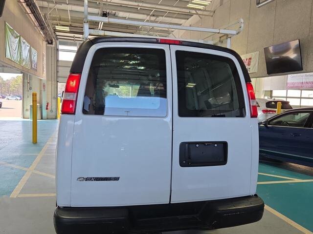 2019 Chevrolet Express 2500 in Blauvelt, NY 10913 - 18125475 6