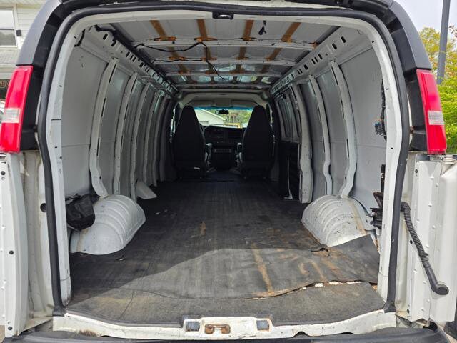 2019 Chevrolet Express 2500 in Blauvelt, NY 10913 - 18125475 29