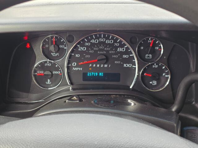 2019 Chevrolet Express 2500 in Blauvelt, NY 10913 - 18125475 14