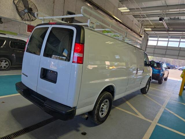 2019 Chevrolet Express 2500 in Blauvelt, NY 10913 - 18125475 7