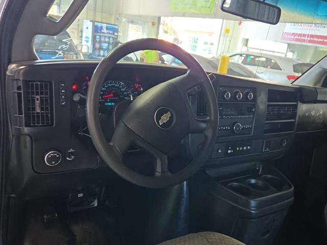 2019 Chevrolet Express 2500 in Blauvelt, NY 10913 - 18125475 10