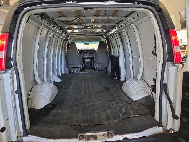 2019 Chevrolet Express 2500 in Blauvelt, NY 10913 - 18125475 12