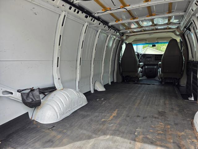 2019 Chevrolet Express 2500 in Blauvelt, NY 10913 - 18125475 31