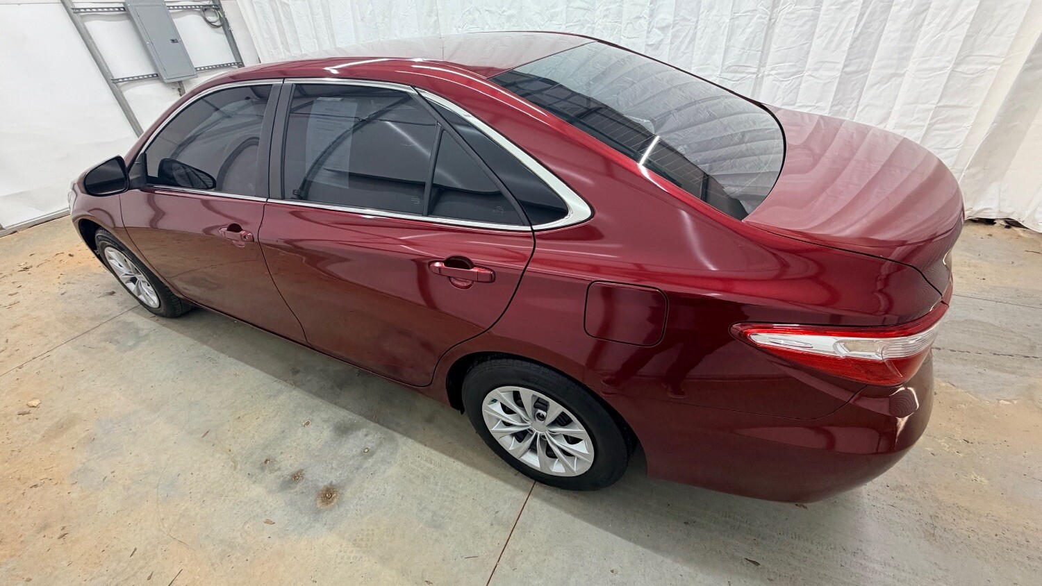 2017 Toyota Camry in Austell, GA 30168 - 18125515 7