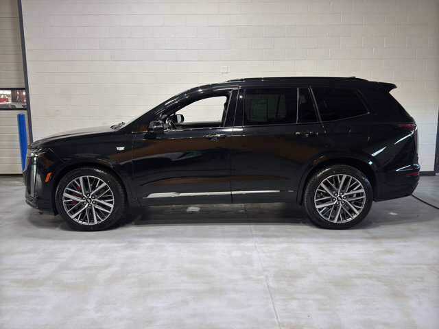 2024 Cadillac XT6 in Burlington, WI 53105 - 18125544 2