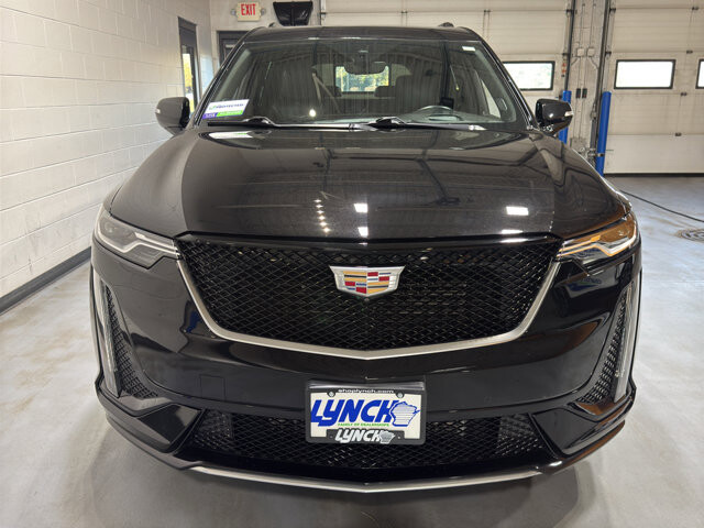 2024 Cadillac XT6 in Burlington, WI 53105 - 18125544 9
