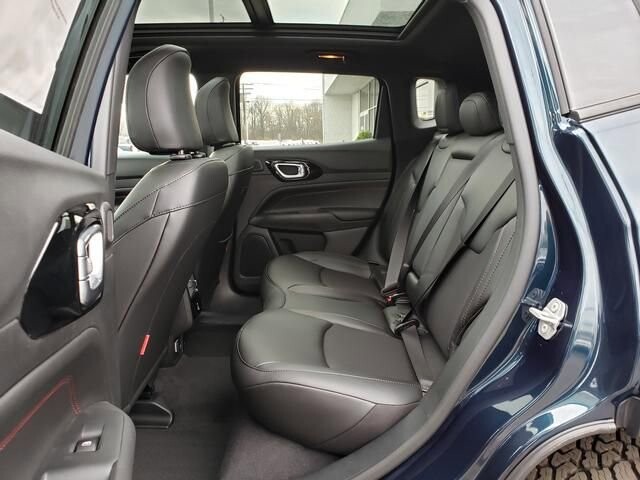 2026 Jeep Compass in Bedford, OH 44146 - 18125546 8