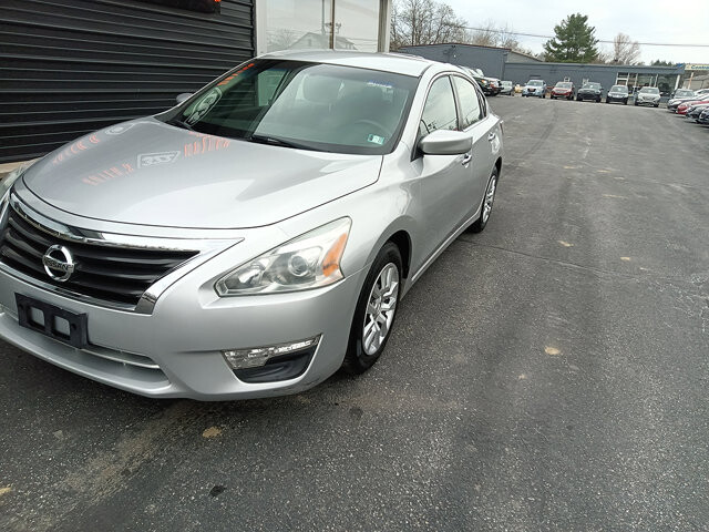 2014 Nissan Altima in DuBois, PA 15801 - 18125550 3