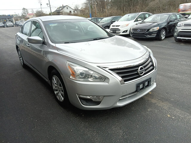 2014 Nissan Altima in DuBois, PA 15801 - 18125550 4