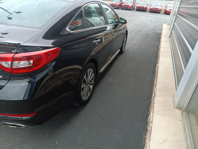 2016 Hyundai Sonata in DuBois, PA 15801 - 18125551 9