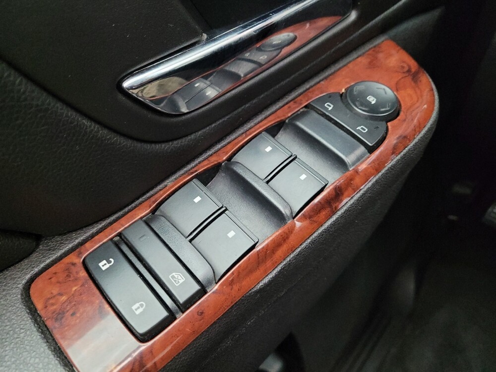 2014 Chevrolet Tahoe in Riverside, CA 92504 - 18125555 27