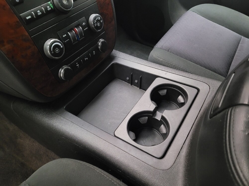 2014 Chevrolet Tahoe in Riverside, CA 92504 - 18125555 26