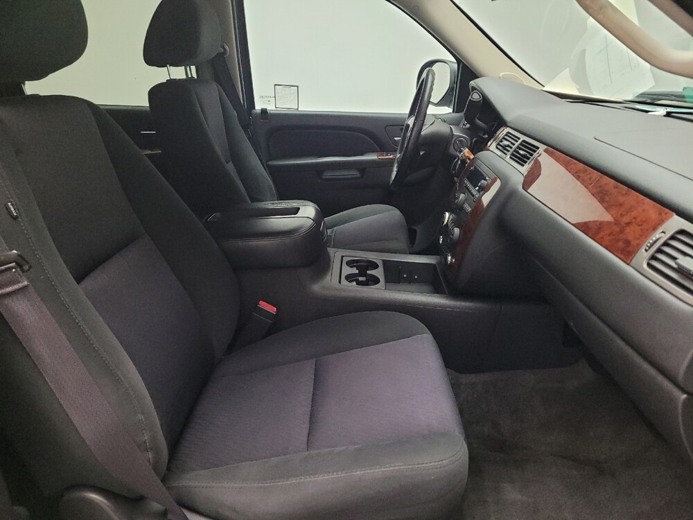 2014 Chevrolet Tahoe in Riverside, CA 92504 - 18125555 21