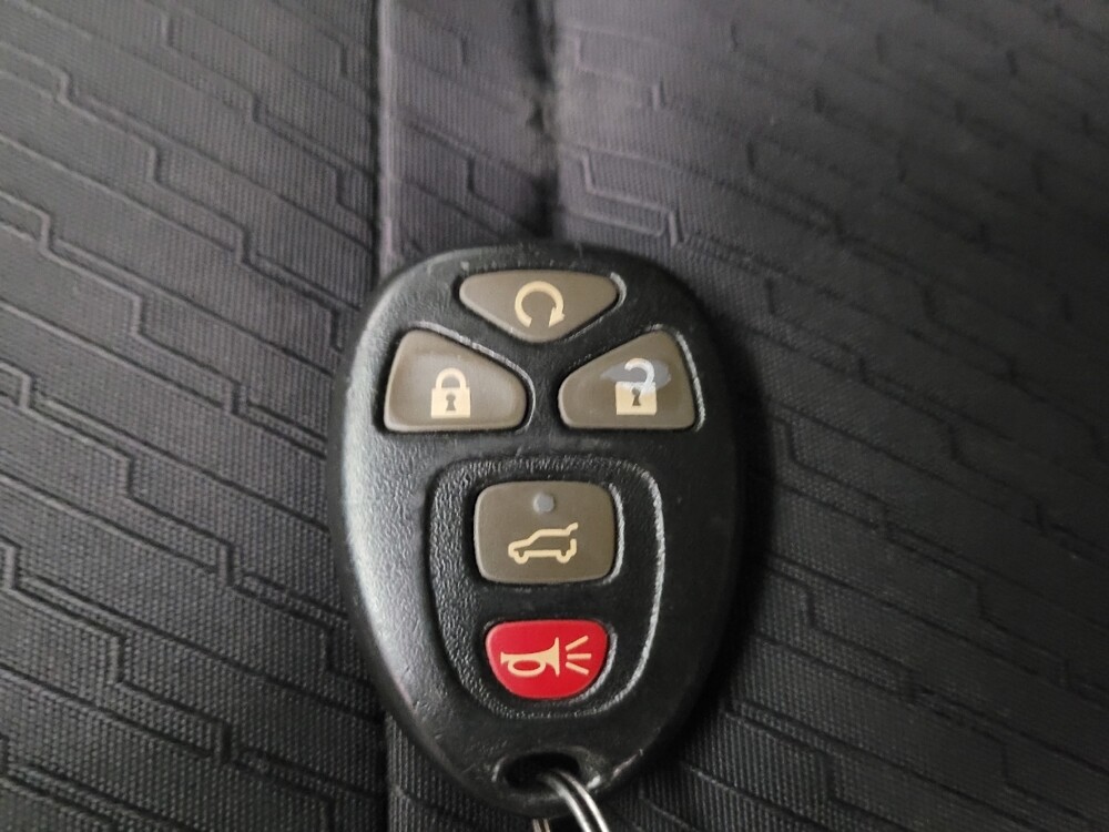 2014 Chevrolet Tahoe in Riverside, CA 92504 - 18125555 32