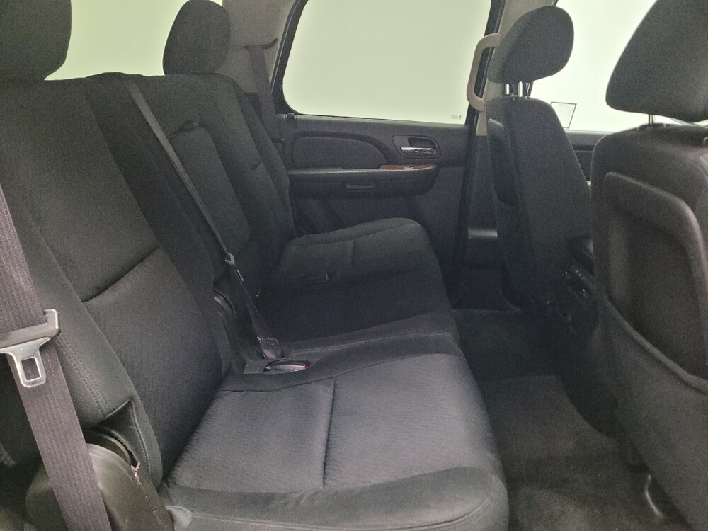 2014 Chevrolet Tahoe in Riverside, CA 92504 - 18125555 19