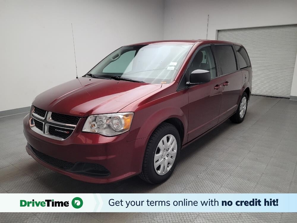 2018 Dodge Grand Caravan in Riverside, CA 92504 - 18125557