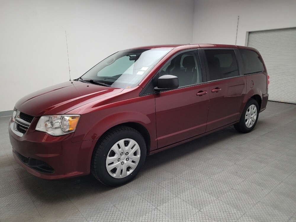 2018 Dodge Grand Caravan in Riverside, CA 92504 - 18125557 2