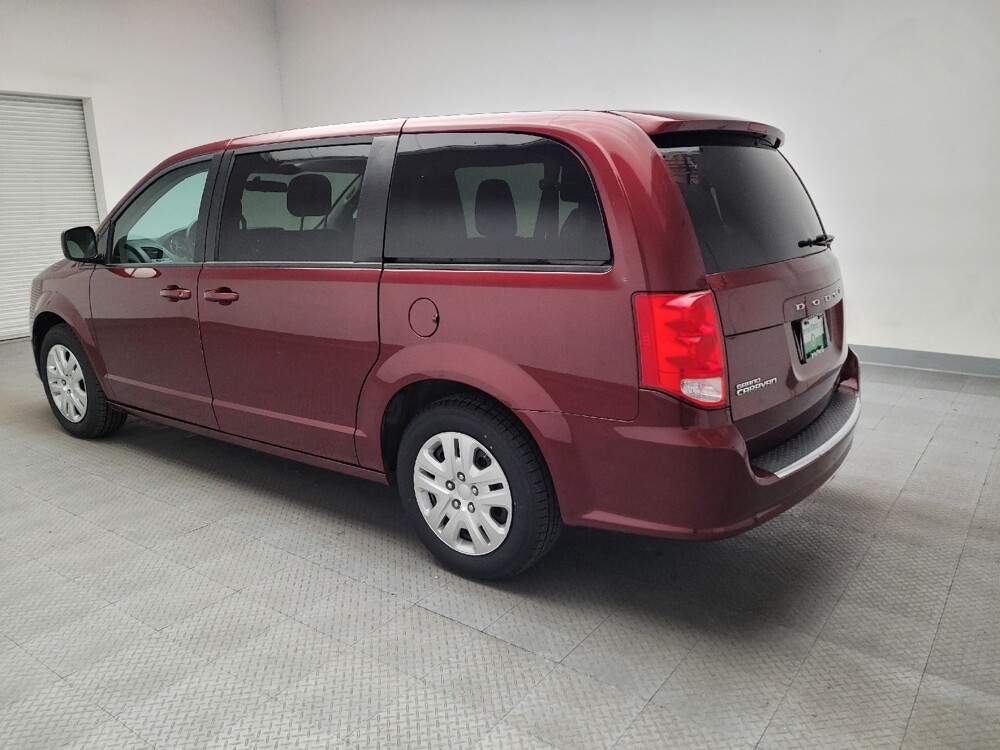 2018 Dodge Grand Caravan in Riverside, CA 92504 - 18125557 3