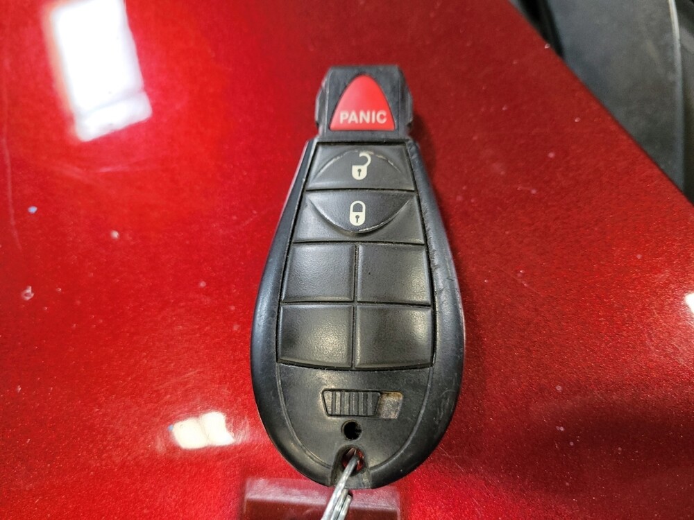 2018 Dodge Grand Caravan in Riverside, CA 92504 - 18125557 32