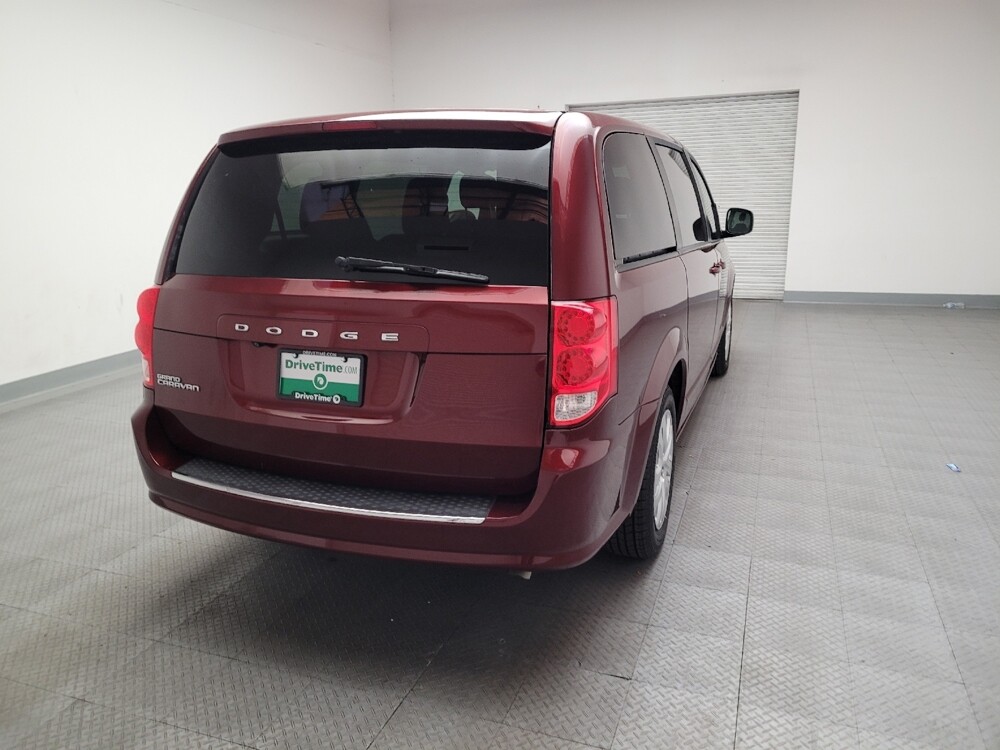 2018 Dodge Grand Caravan in Riverside, CA 92504 - 18125557 7
