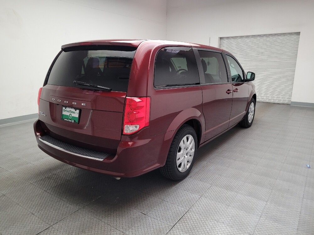 2018 Dodge Grand Caravan in Riverside, CA 92504 - 18125557 9