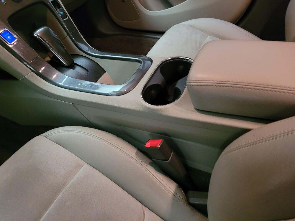 2015 Chevrolet Volt in Montclair, CA 91763 - 18125559 26
