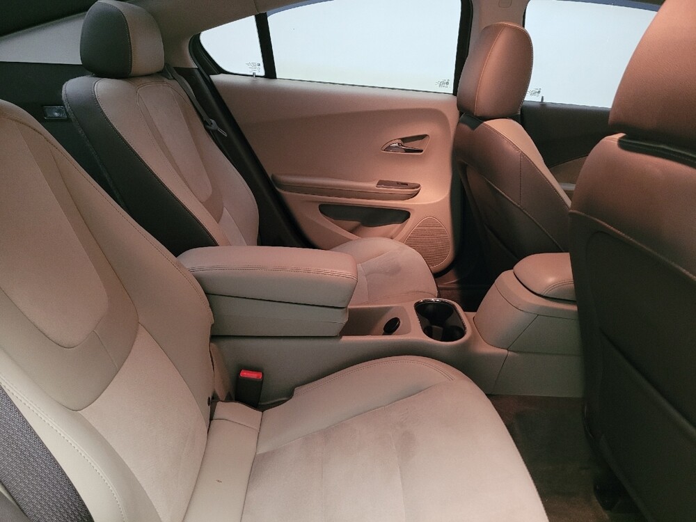 2015 Chevrolet Volt in Montclair, CA 91763 - 18125559 19