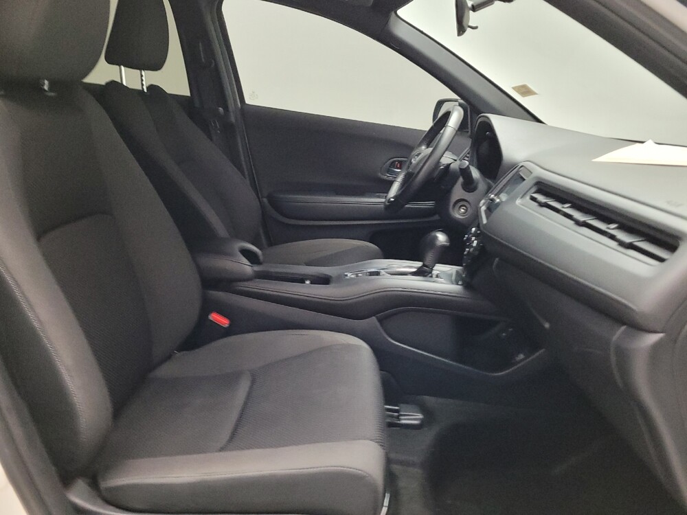 2021 Honda HR-V in Torrance, CA 90504 - 18125562 21