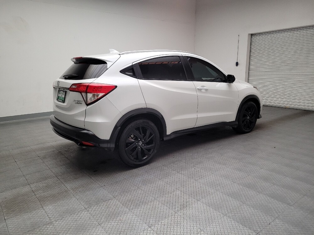 2021 Honda HR-V in Torrance, CA 90504 - 18125562 10