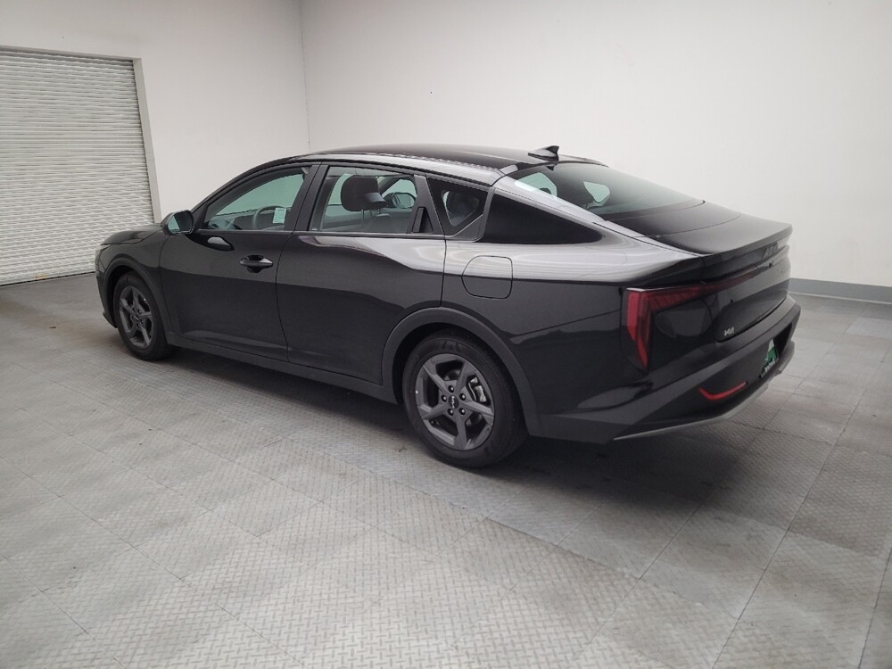 2025 Kia K4 in Riverside, CA 92504 - 18125567 3