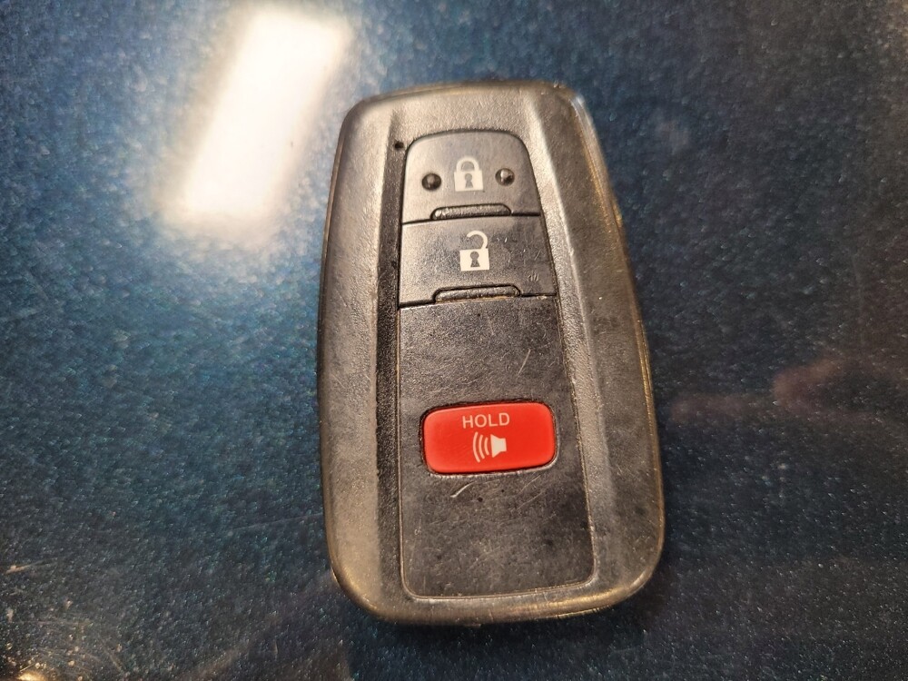 2019 Toyota Corolla in Riverside, CA 92504 - 18125570 32