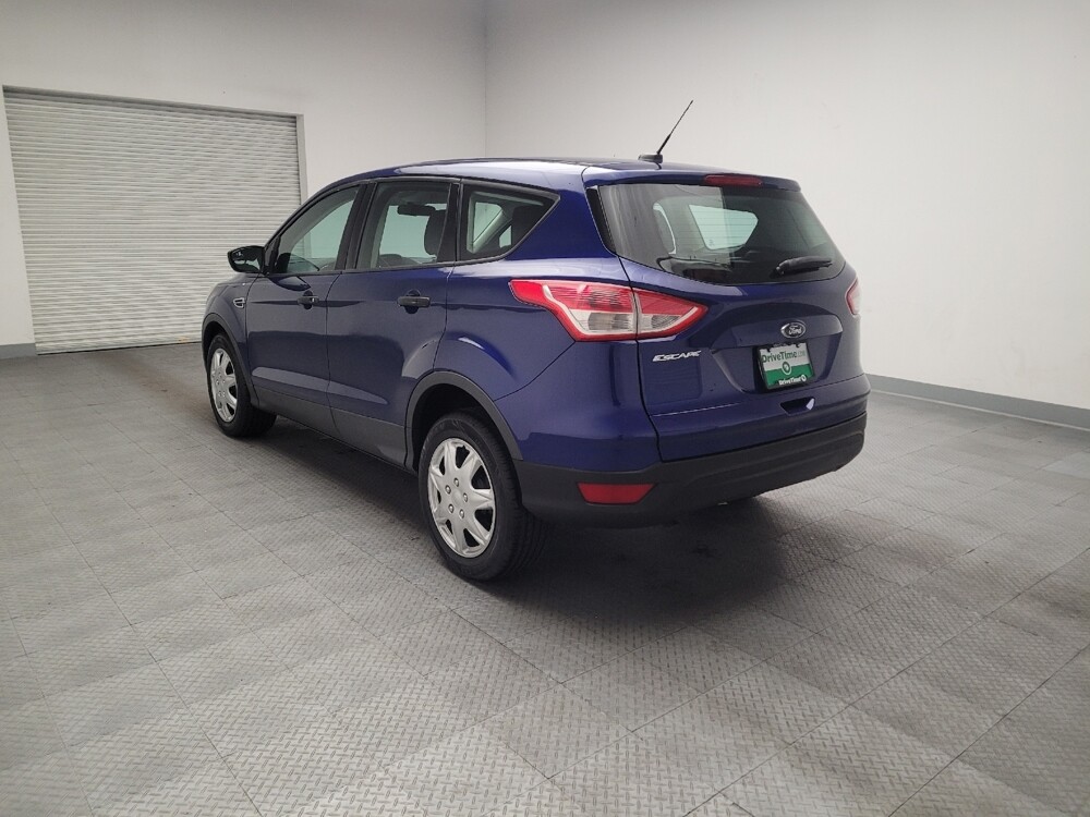 2016 Ford Escape in Bakersfield, CA 93309 - 18125571 5