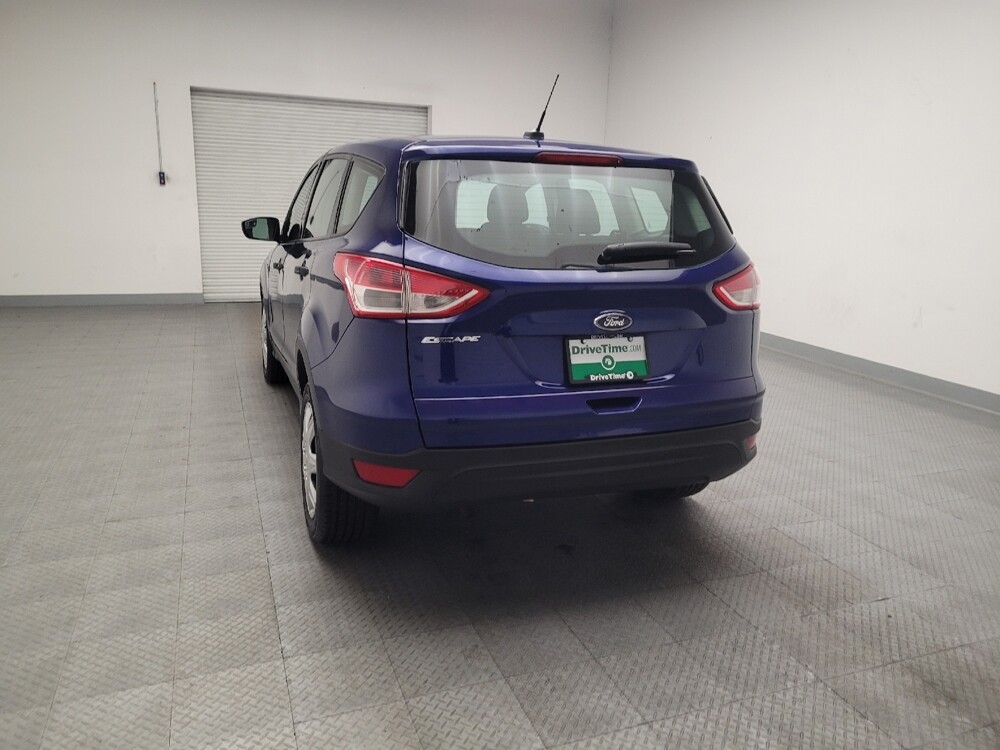 2016 Ford Escape in Bakersfield, CA 93309 - 18125571 6