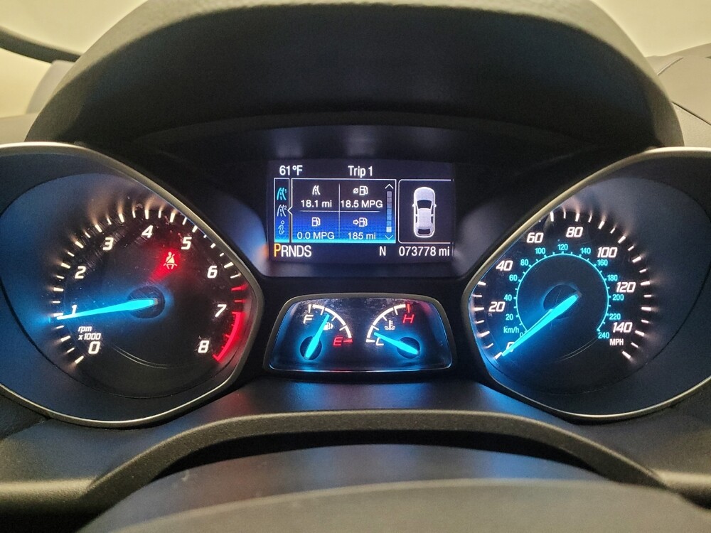 2016 Ford Escape in Bakersfield, CA 93309 - 18125571 23