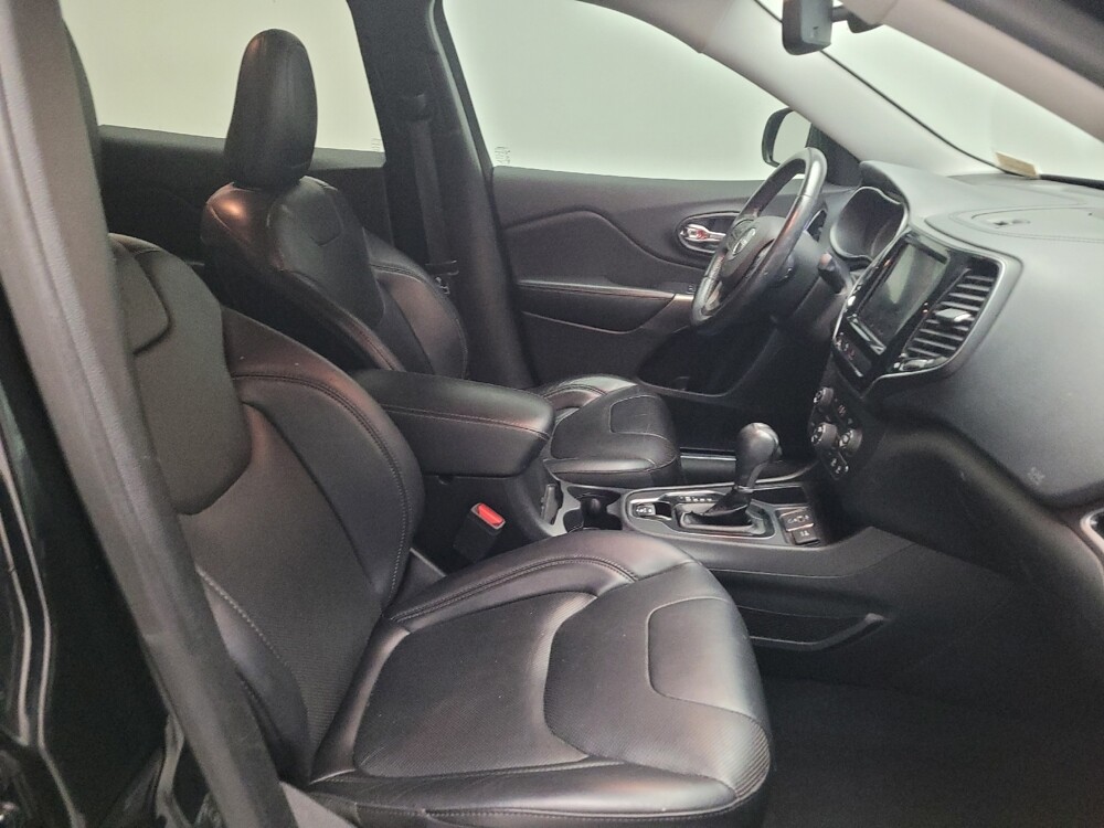 2019 Jeep Cherokee in Riverside, CA 92504 - 18125572 21