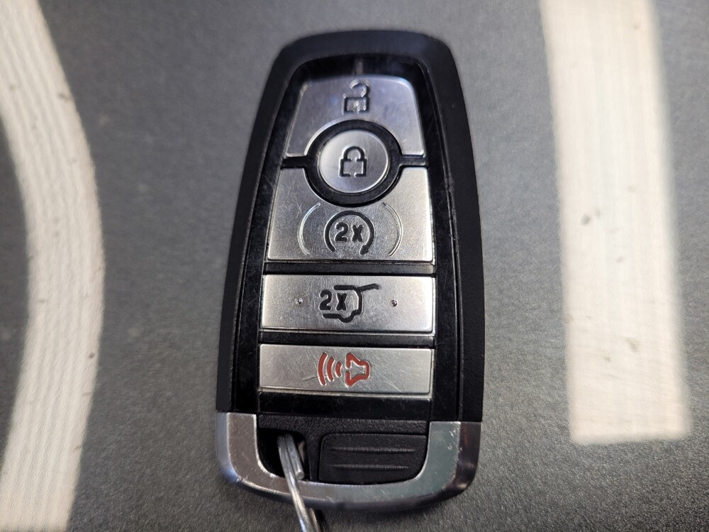 2023 Ford Escape in Torrance, CA 90504 - 18125577 32