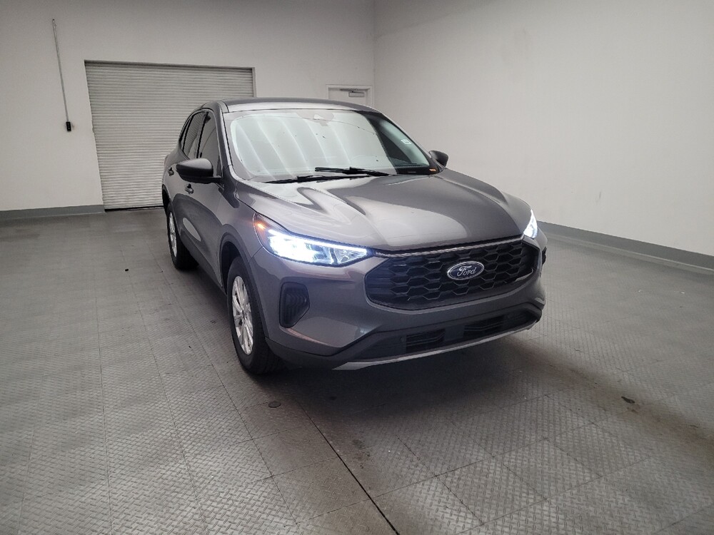 2023 Ford Escape in Torrance, CA 90504 - 18125577 14