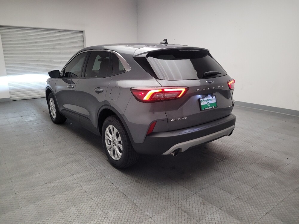 2023 Ford Escape in Torrance, CA 90504 - 18125577 5