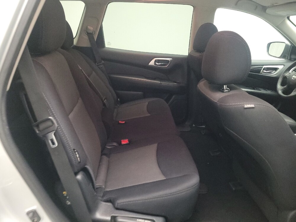 2020 Nissan Pathfinder in Bakersfield, CA 93309 - 18125578 19