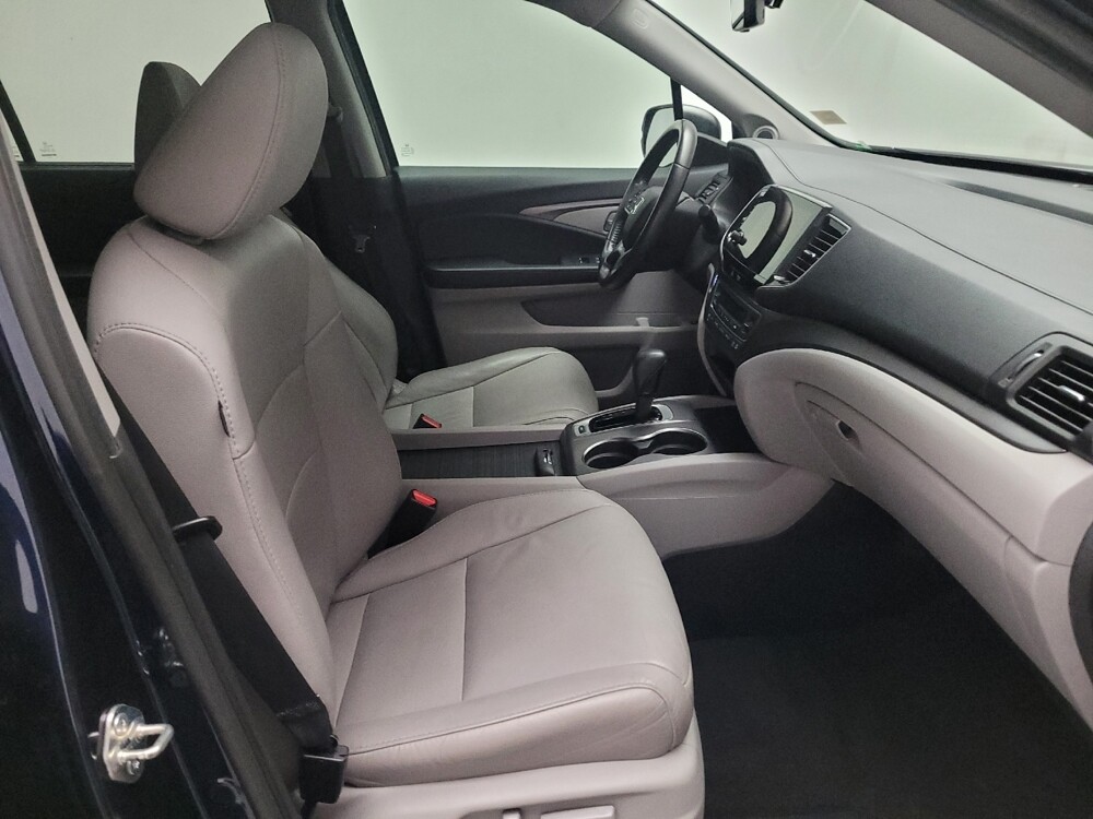2019 Honda Pilot in Downey, CA 90241 - 18125579 21