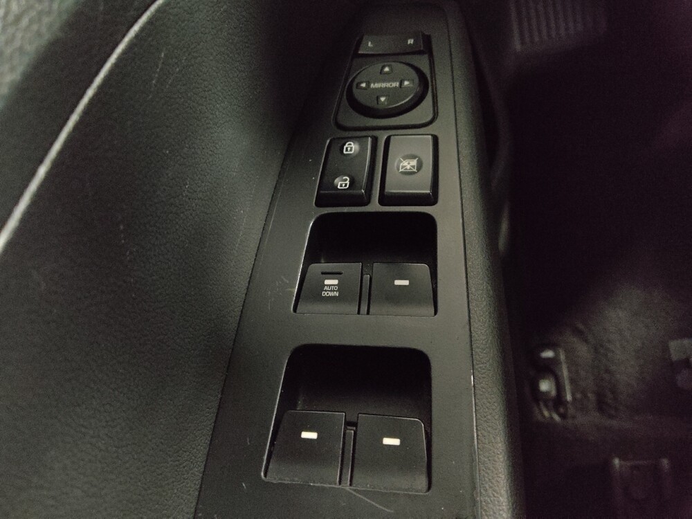 2020 Hyundai Elantra in Birmingham, AL 35215 - 18125583 27