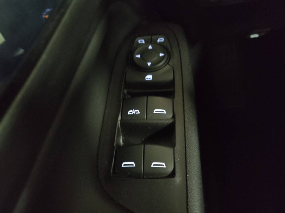 2019 Chevrolet Equinox in Pelham, AL 35124 - 18125586 27